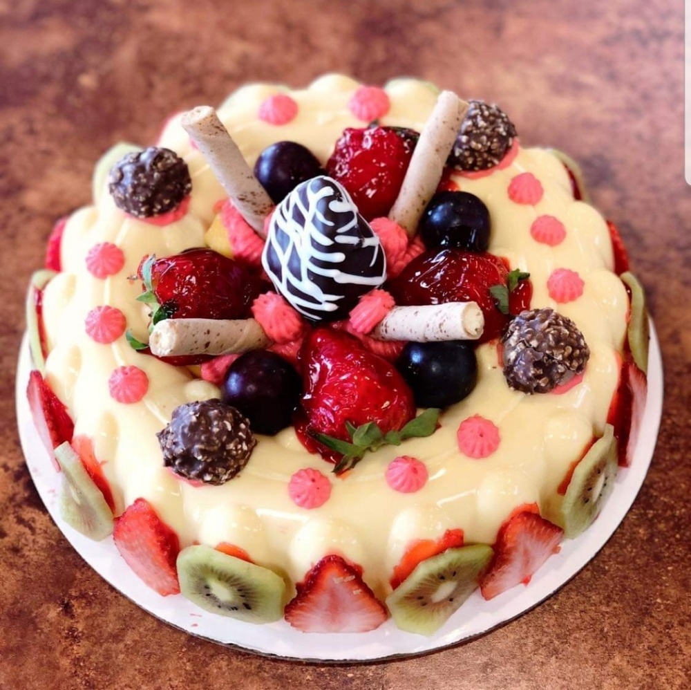 Meet your Posher, Melina